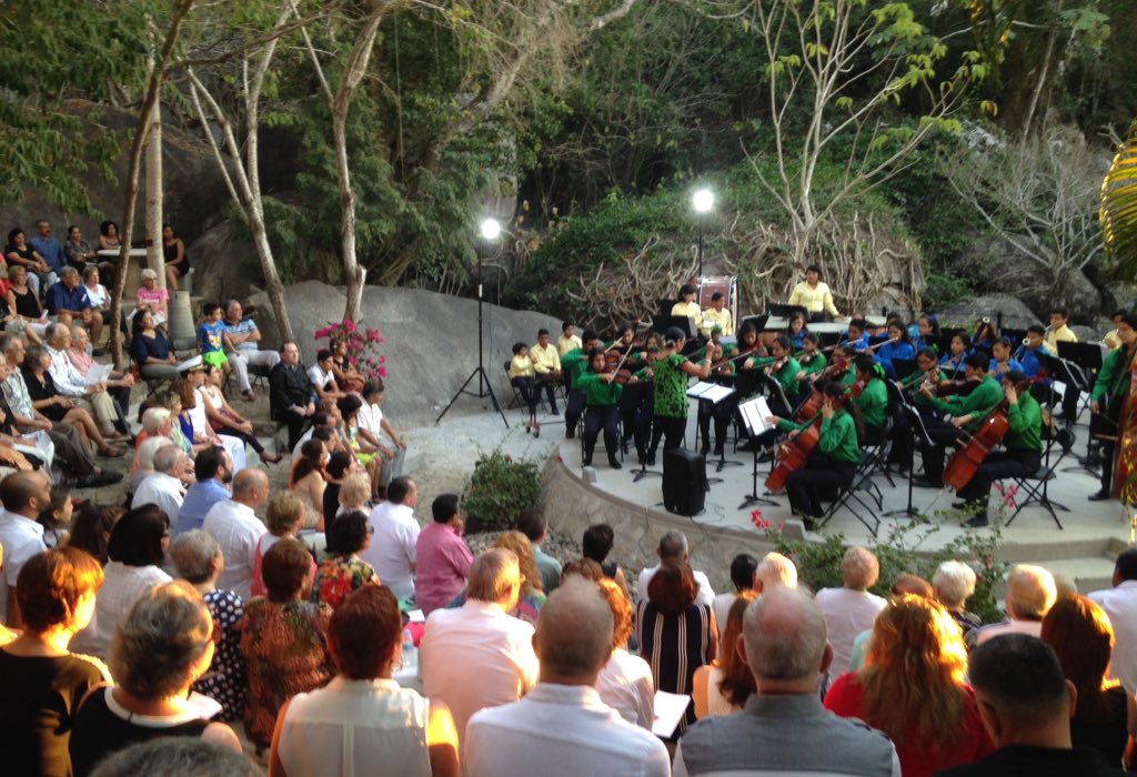 Orquesta Sinfonica Esperanza Azteca